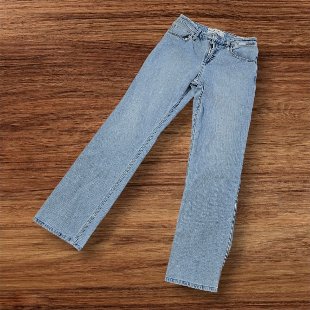 Hollister Blue Denim Low Rise Relaxed Straight Jeans